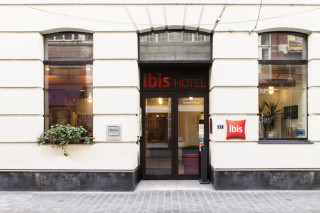 150202-ibis-facade-print-1-207797 150202-ibis-facade-print-1-207797