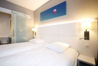 une chambre double lille, hotels lille, lille hotels, se loger à lille, booking lille, calm hotel, hotel calm lille