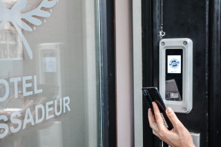 Clé connecté  - © Hôtel Ambassadeur qr-code-1-2-modif-10788