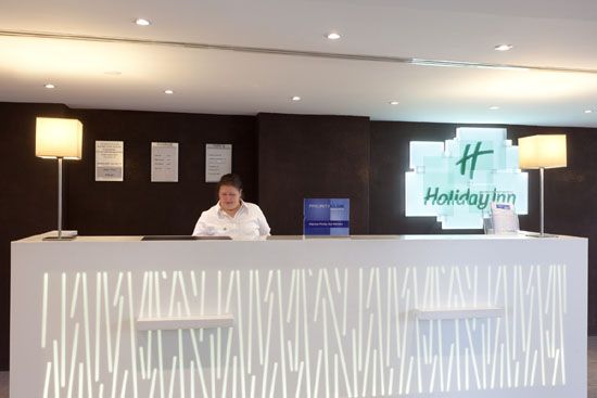 lille, englos, hotels lille, lille hotels, hotel, holiday inn englos, englos hotel, hotel holiday inn lille, hotel holiday inn, hotels englos