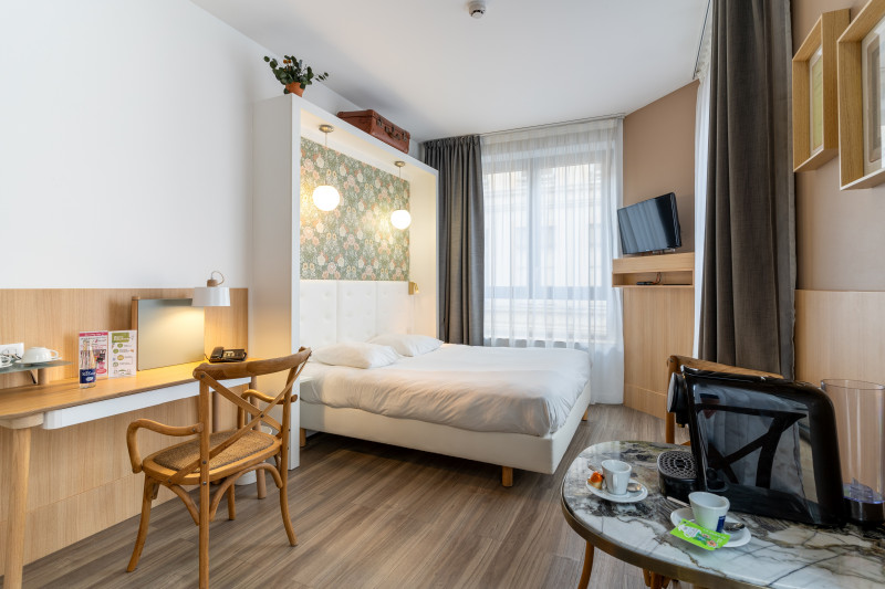 CALM APPART' & HOSTEL - Chambre double classique calmhotel-chambre-double-classique-ch16-1-15288