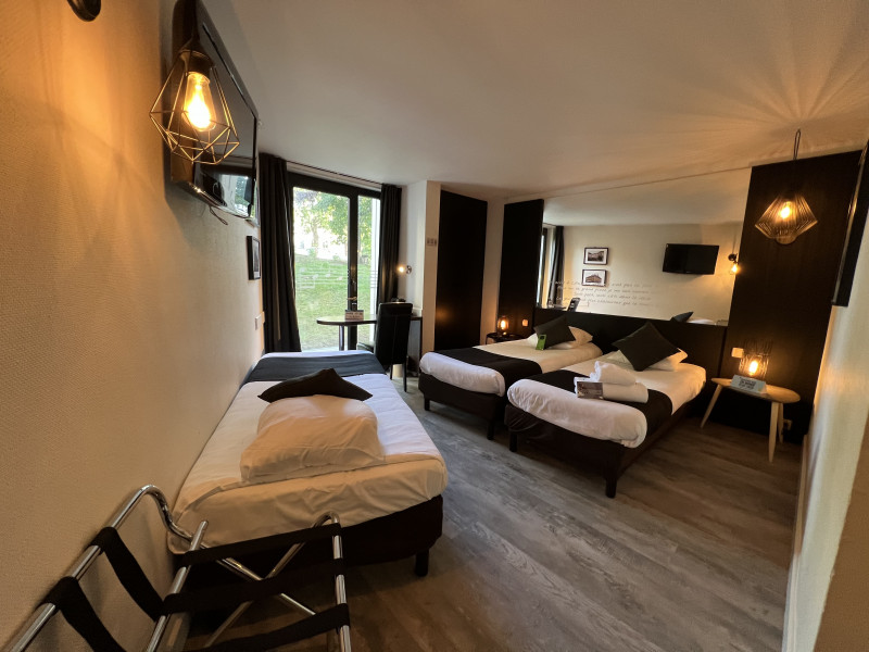 chambre-familiale-107-in-11757
