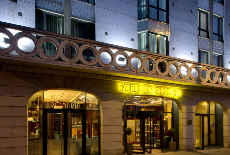 facade-de-nuit-170533