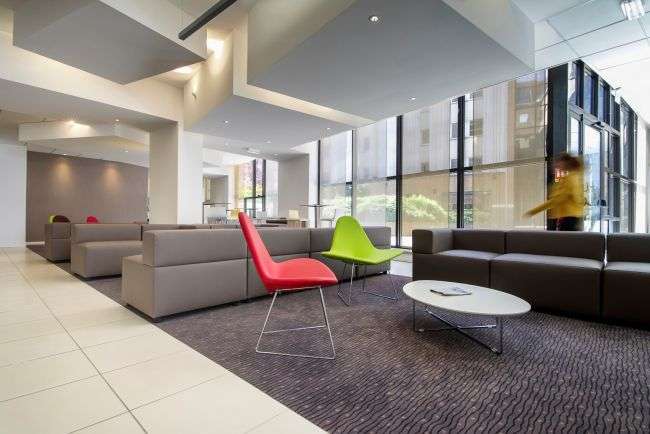 Hall lille, hotels lille, lille hotels, hotel, hotel centre, centre hotel, hotel holiday inn lille, hotel holiday inn, hotels lille centre