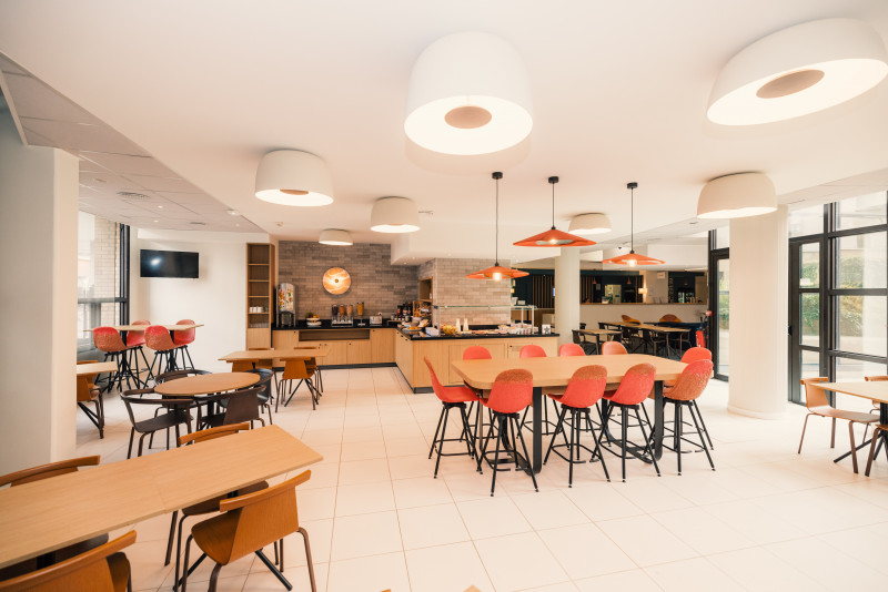 Petit-déjeuner holiday-inn-petit-dejeuner1-14259